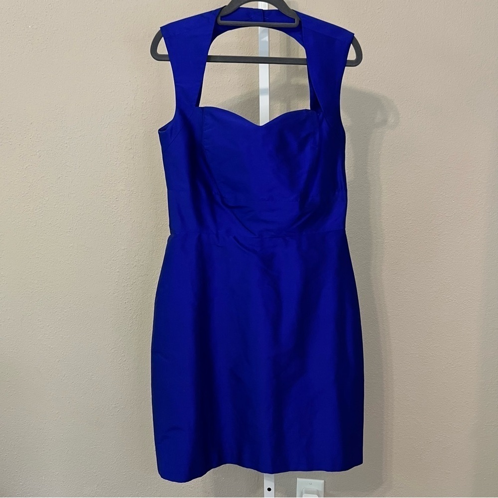 Elegant Blue Silk Sleeveless Dress